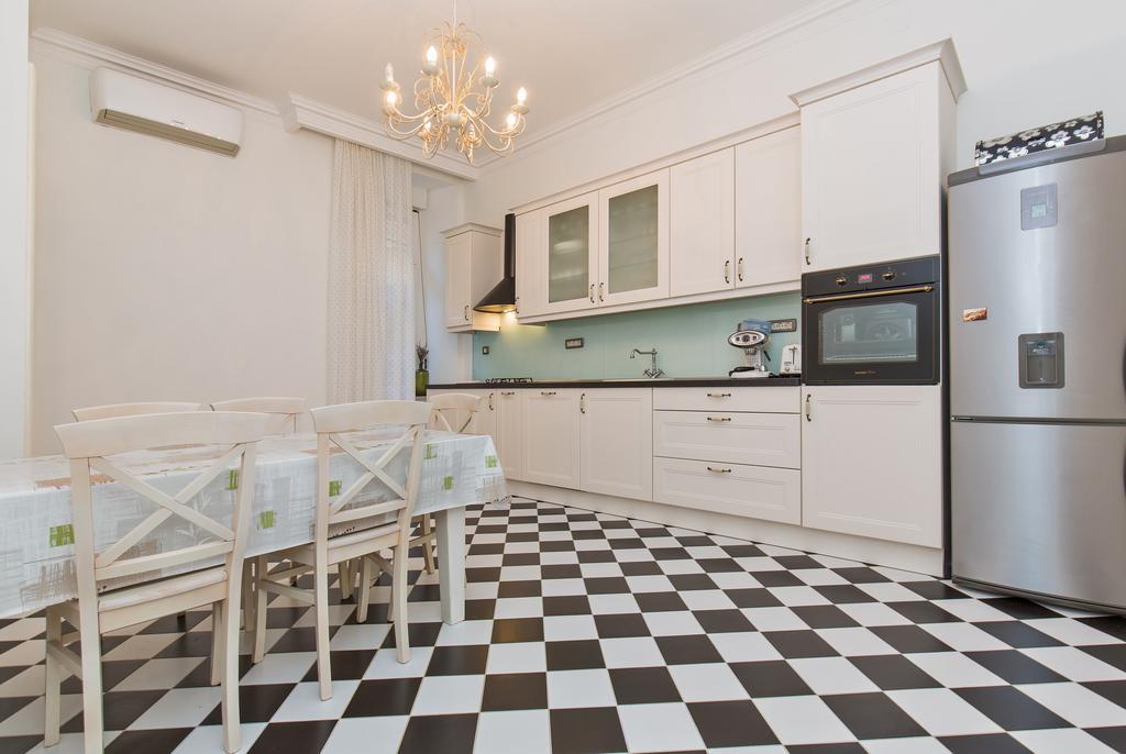 Luxury Seafront Apartment Banje Dubrovnik Bagian luar foto