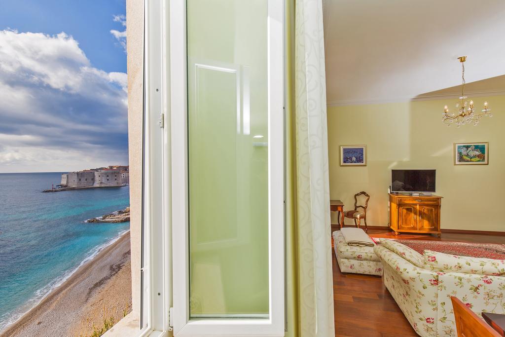 Luxury Seafront Apartment Banje Dubrovnik Bagian luar foto