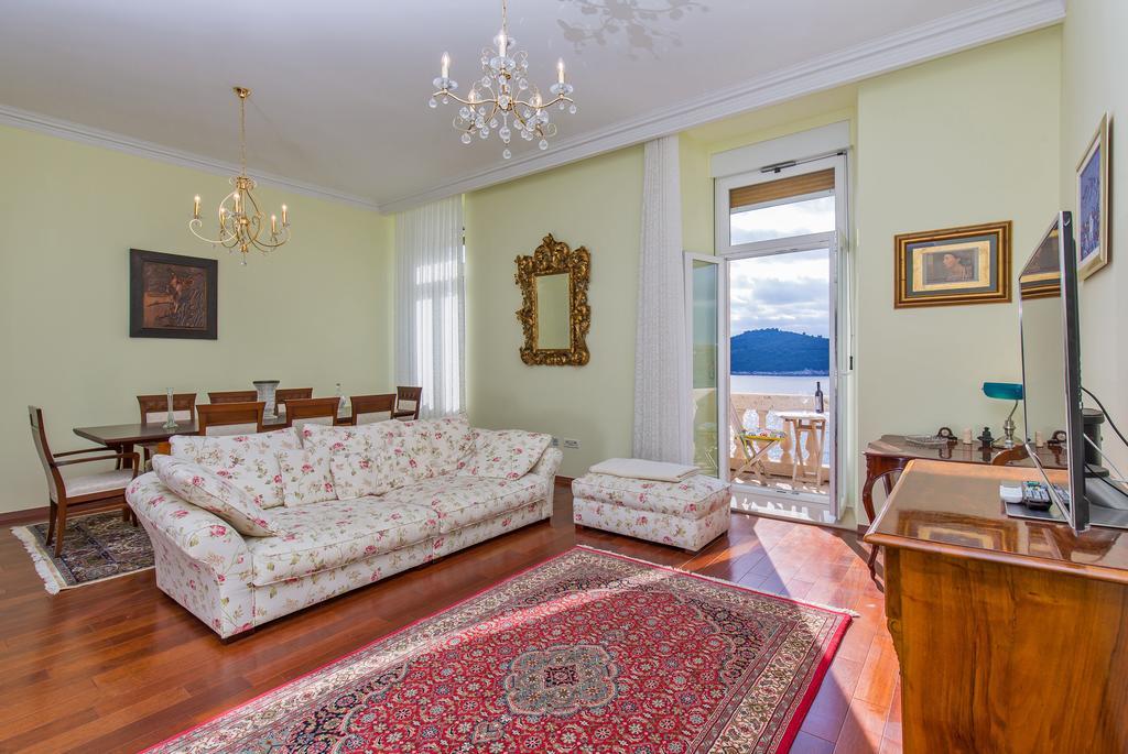 Luxury Seafront Apartment Banje Dubrovnik Bagian luar foto